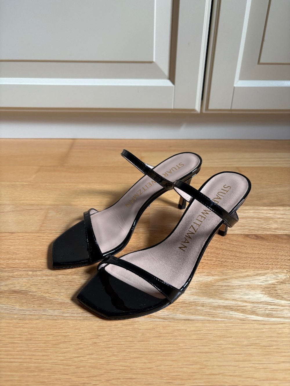 BNWT Stuart Weitzman Black Strappy Heels